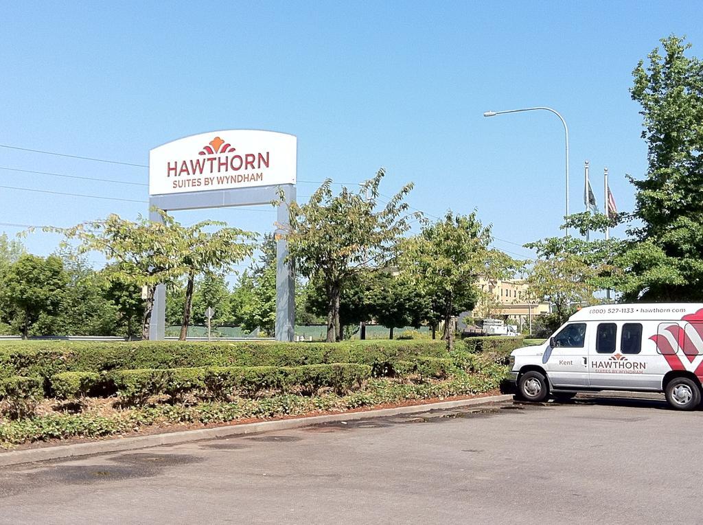 Hawthorn Suites By Wyndham Kent, Wa Экстерьер фото